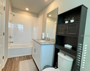 520 Whistling Duck Trail - Photo Thumbnail 5
