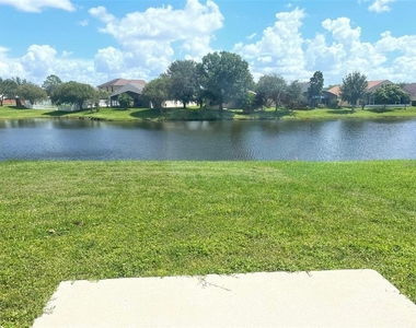207 Southbridge Circle - Photo Thumbnail 6