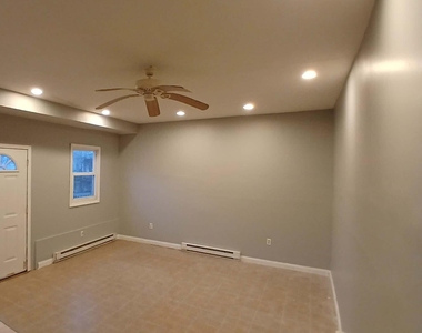 47 E Parker Street - Photo Thumbnail 3