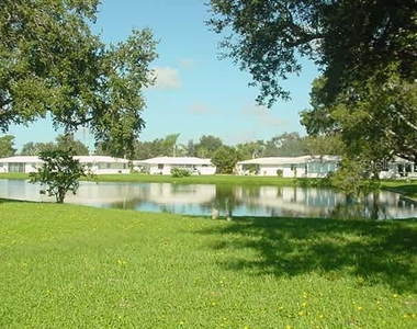 519 Circlewood Drive - Photo Thumbnail 2