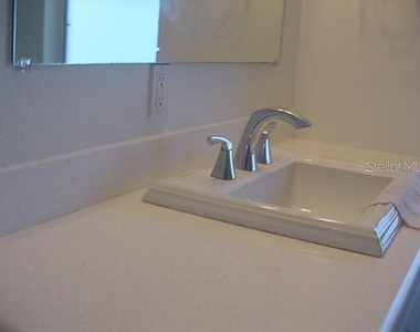 519 Circlewood Drive - Photo Thumbnail 10
