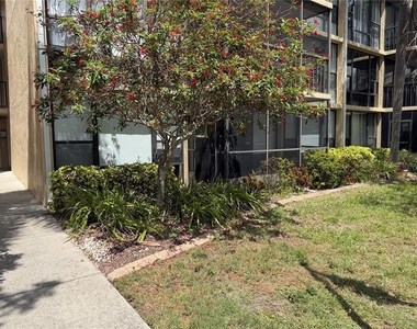 618 Bird Bay Drive S - Photo Thumbnail 1
