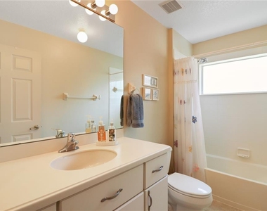 20846 Queen Alexandra Drive - Photo Thumbnail 16