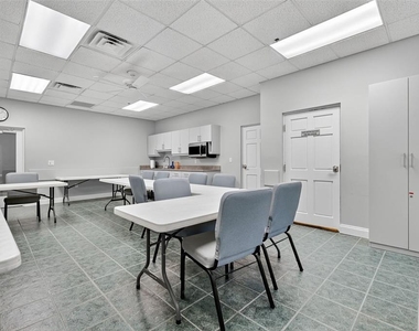 20846 Queen Alexandra Drive - Photo Thumbnail 35