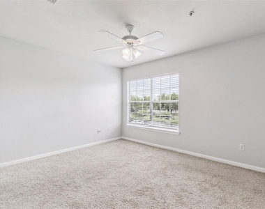 9141 Lee Vista Boulevard - Photo Thumbnail 9