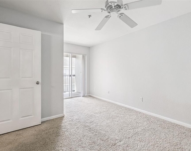 9141 Lee Vista Boulevard - Photo Thumbnail 16