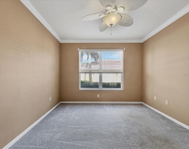 8406 Wethersfield Run - Photo Thumbnail 27