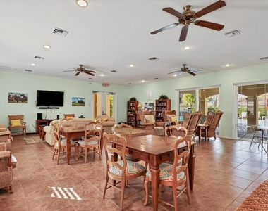 8406 Wethersfield Run - Photo Thumbnail 42