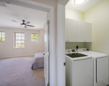 4604 Club Drive - Photo Thumbnail 26