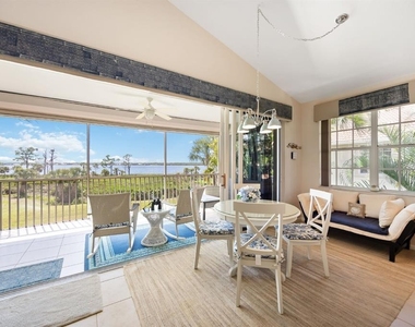 4604 Club Drive - Photo Thumbnail 7