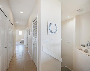 4604 Club Drive - Photo Thumbnail 19