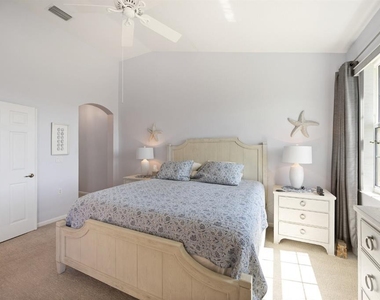 4604 Club Drive - Photo Thumbnail 22