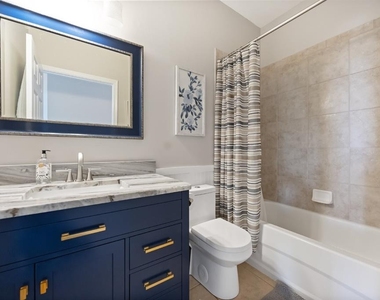 4604 Club Drive - Photo Thumbnail 20