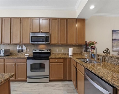 7607 Grand Estuary Trail - Photo Thumbnail 19