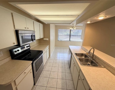 7344 Brookhaven Terrace - Photo Thumbnail 7