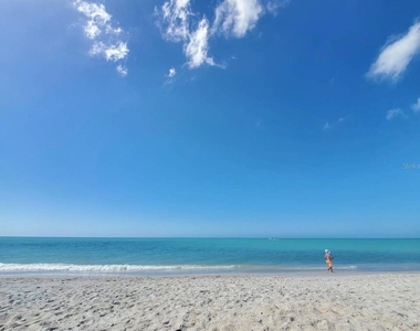 9271 Tacoma Avenue - Photo Thumbnail 12