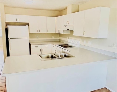9271 Tacoma Avenue - Photo Thumbnail 2