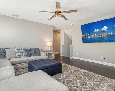 16905 Sweetwater Village Drive - Photo Thumbnail 30