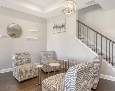 16905 Sweetwater Village Drive - Photo Thumbnail 18