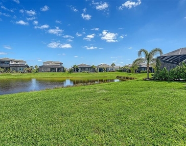 16905 Sweetwater Village Drive - Photo Thumbnail 44