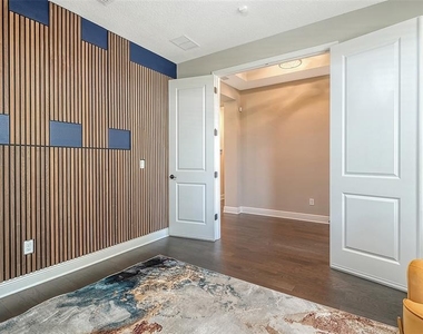 16905 Sweetwater Village Drive - Photo Thumbnail 8