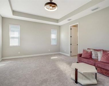 16905 Sweetwater Village Drive - Photo Thumbnail 19