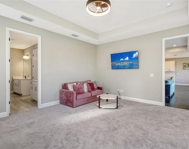 16905 Sweetwater Village Drive - Photo Thumbnail 21