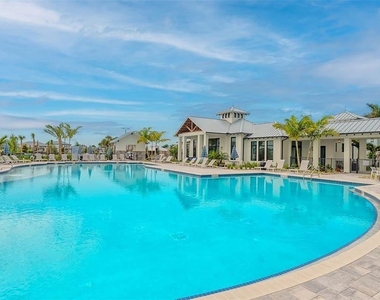 16905 Sweetwater Village Drive - Photo Thumbnail 74