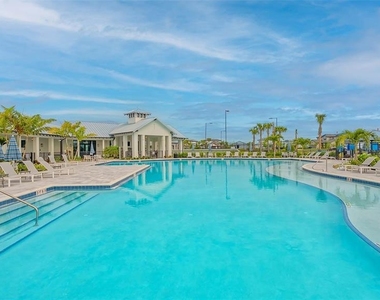 16905 Sweetwater Village Drive - Photo Thumbnail 77