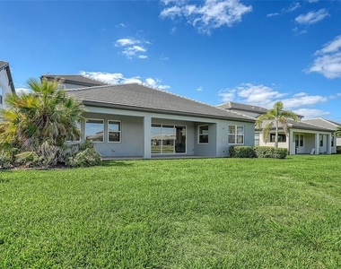 16905 Sweetwater Village Drive - Photo Thumbnail 46