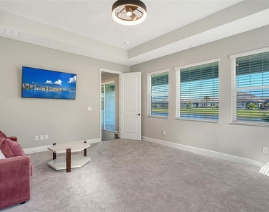 16905 Sweetwater Village Drive - Photo Thumbnail 20