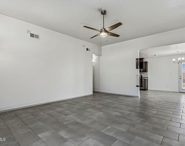 1173 Summer Rain Street - Photo Thumbnail 2