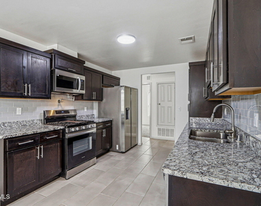 1173 Summer Rain Street - Photo Thumbnail 5