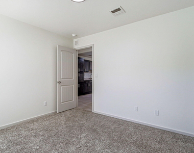 1173 Summer Rain Street - Photo Thumbnail 10
