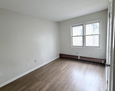92 Arch Street - Photo Thumbnail 1