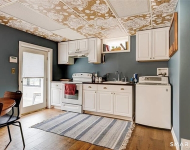 127 Englewood Avenue - Photo Thumbnail 7