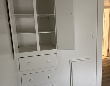 33 Pilgrim Avenue - Photo Thumbnail 16