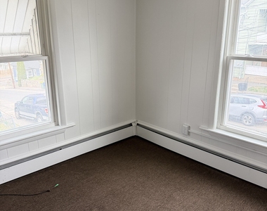 33 Pilgrim Avenue - Photo Thumbnail 17