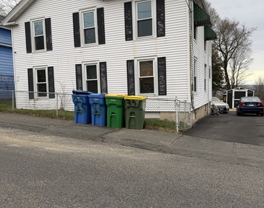 33 Pilgrim Avenue - Photo Thumbnail 1