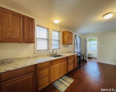 194 Washington Avenue - Photo Thumbnail 1