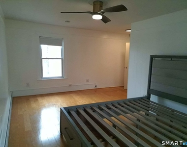 651 Quinnipiac Avenue - Photo Thumbnail 9