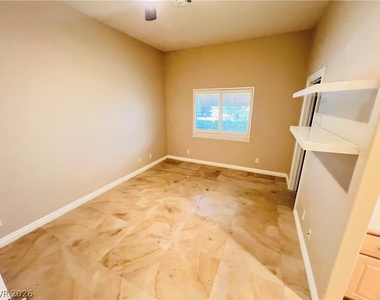7408 Silver Palm Avenue - Photo Thumbnail 17