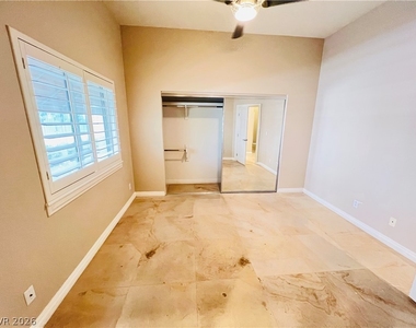7408 Silver Palm Avenue - Photo Thumbnail 11