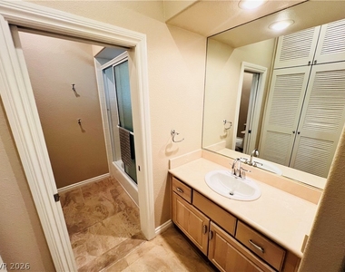 7408 Silver Palm Avenue - Photo Thumbnail 12