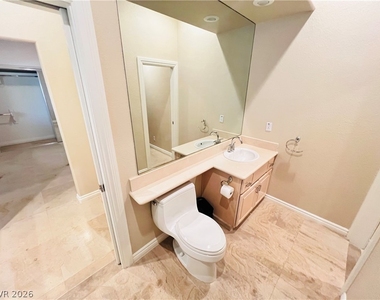 7408 Silver Palm Avenue - Photo Thumbnail 15