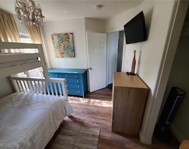 8656 Big Sagebrush Avenue - Photo Thumbnail 10