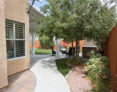 1804 Battle Born Drive - Photo Thumbnail 8