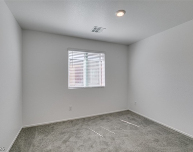 7840 Jupiter Sky Street - Photo Thumbnail 28