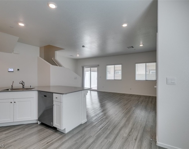 7840 Jupiter Sky Street - Photo Thumbnail 25