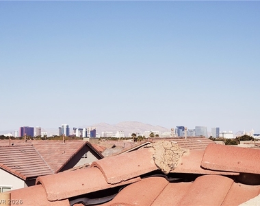5577 Chiflo Song Drive - Photo Thumbnail 4